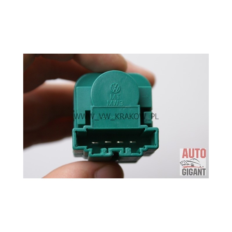 Włącznik świateł stop SKODA FABIA AUDI A3